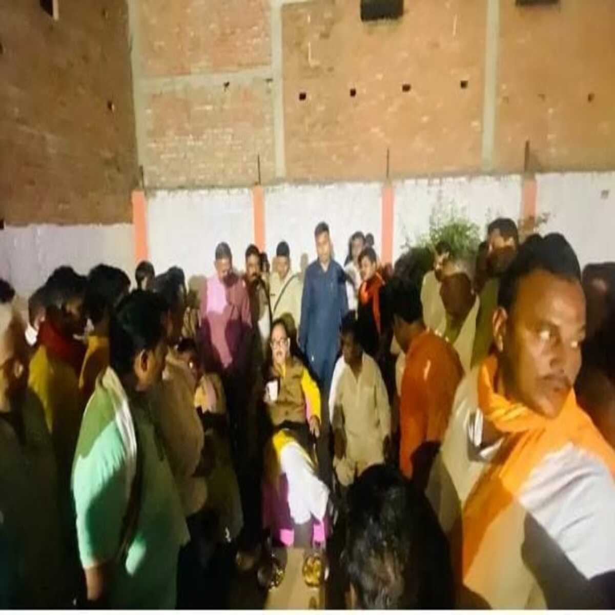 चन्दौली: स्वागत के बाद