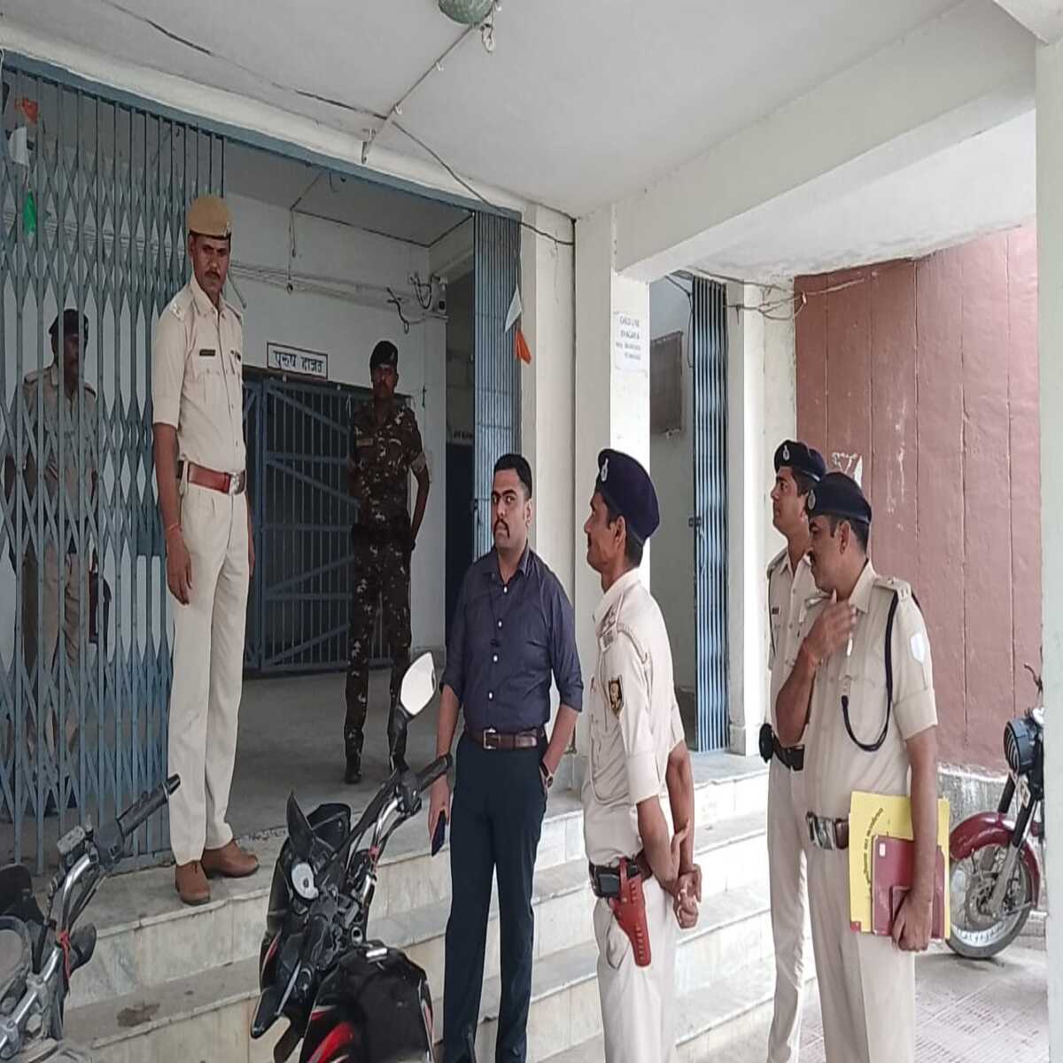 आदर्श थाना बेलदौर का