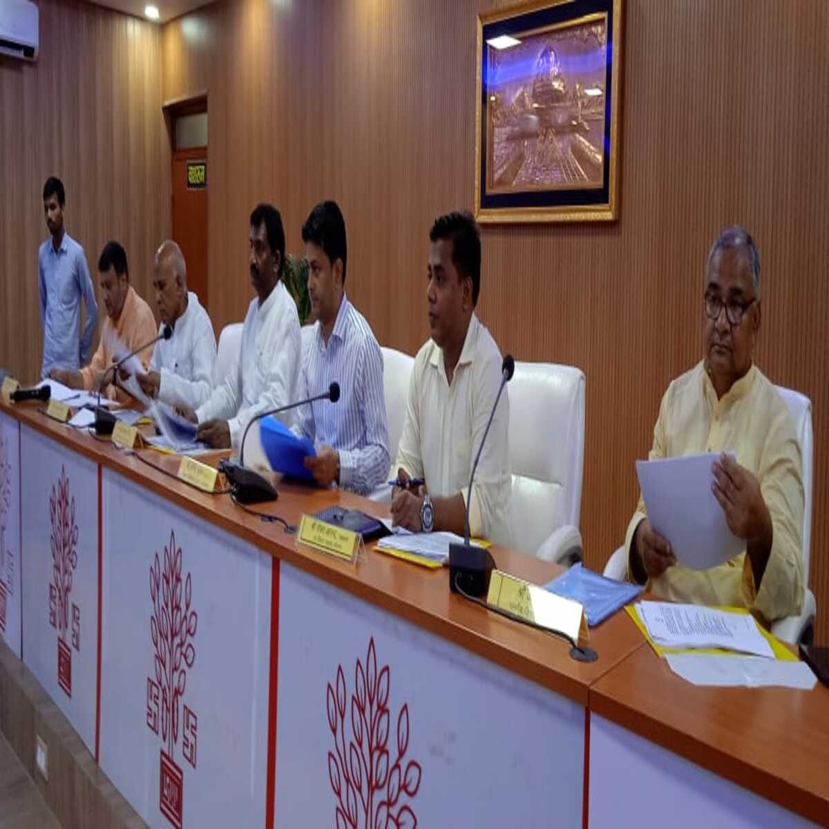रोहतास: विद्यालय के आधारभूत