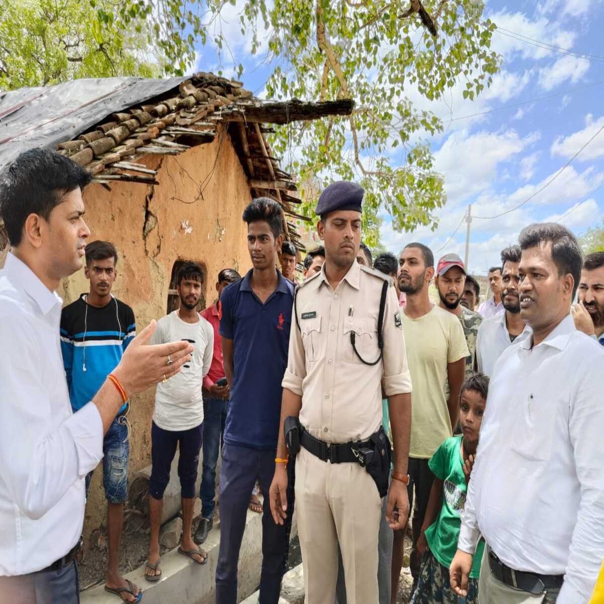 जिलाधिकारी ने संझौली प्रखंड