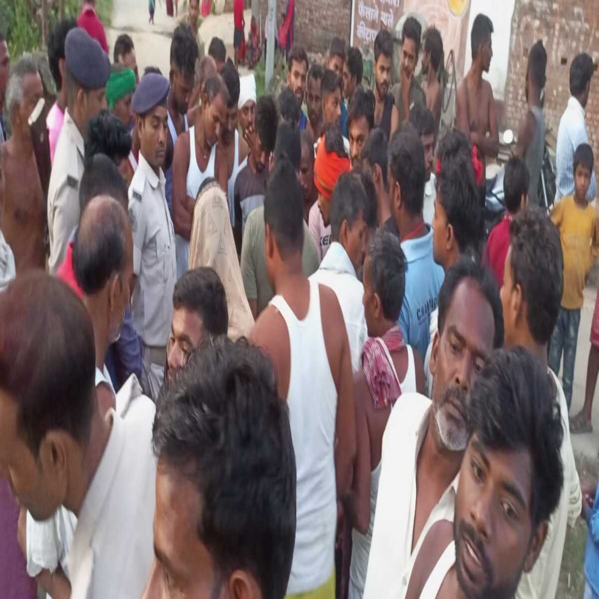 कैमूर: सहुका में टॉली