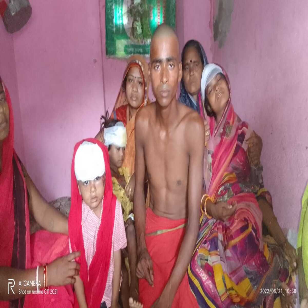 दीवार गिरने से 5