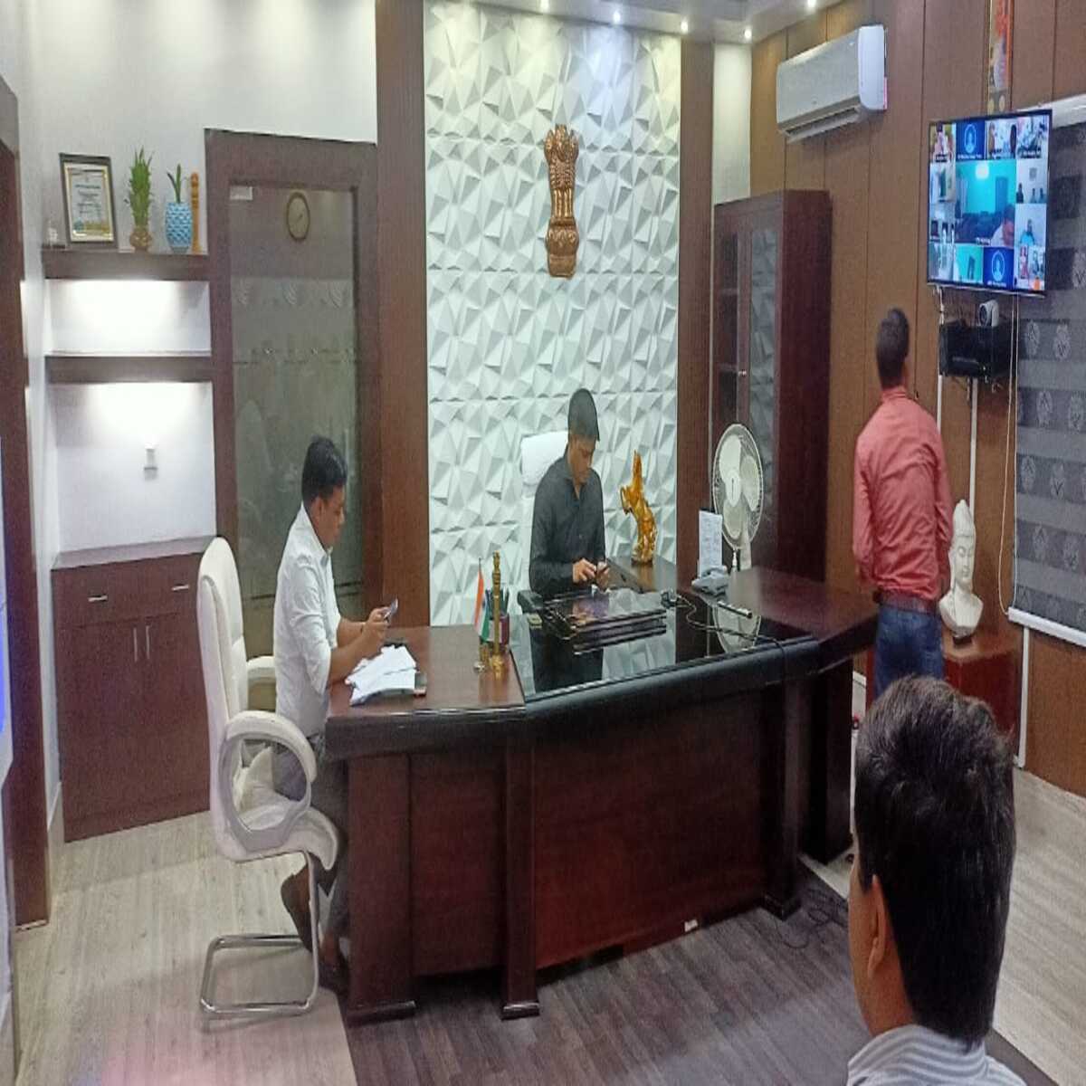 नगर निगम चुनाव नामांकन