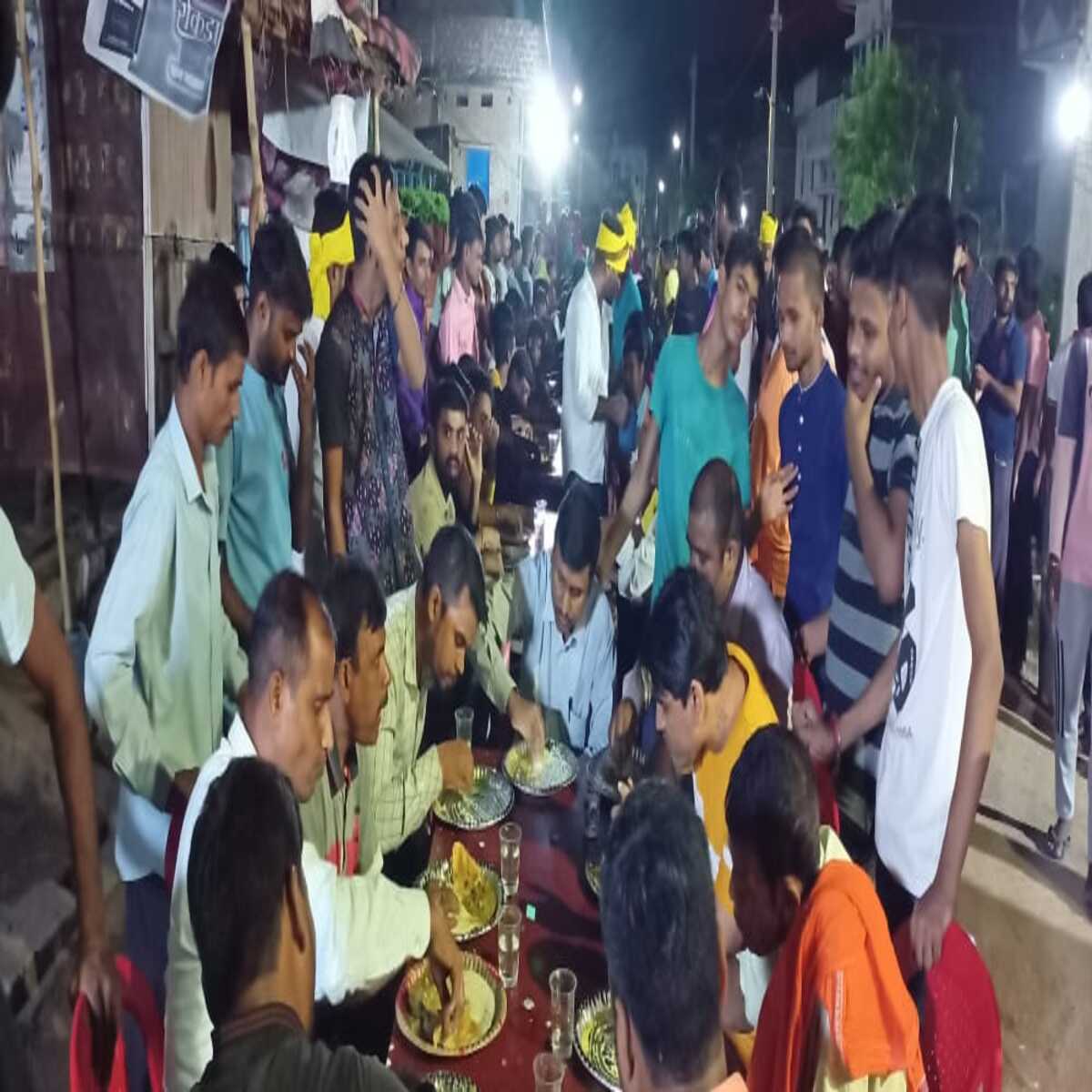 छठिहार पर सामूहिक भंडारे