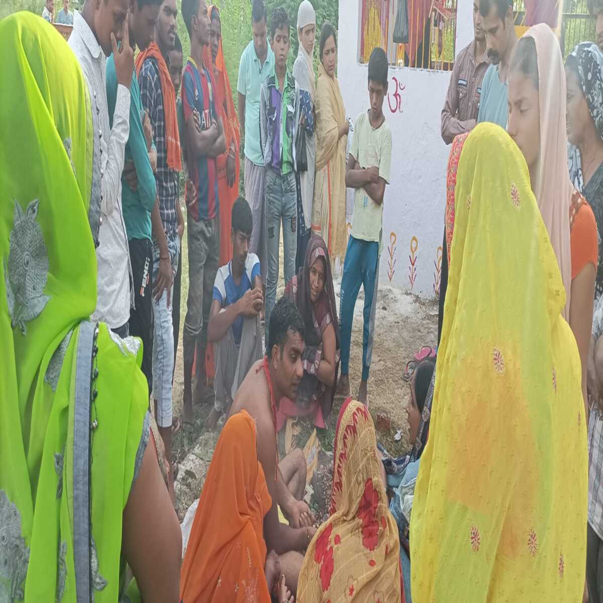 श्रावण पूर्णिमा पर गांव