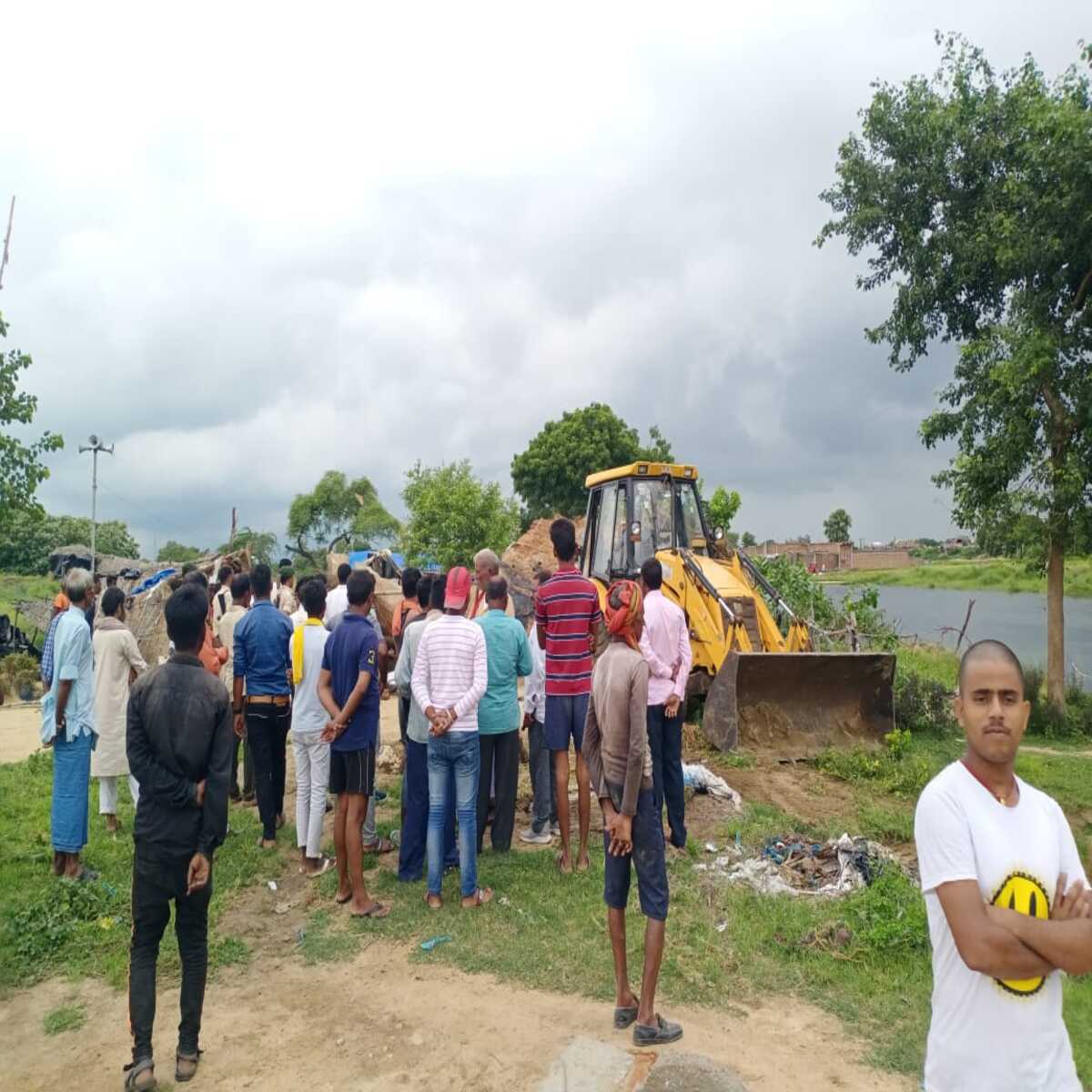 सरकारी जमीन को अतिक्रमणमुक्त