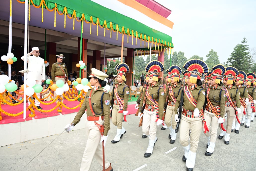 गड़हनी में बैंड बाजा